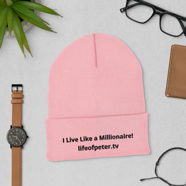 I Live Like a Millionaire! - Columbia pom-pom beanie